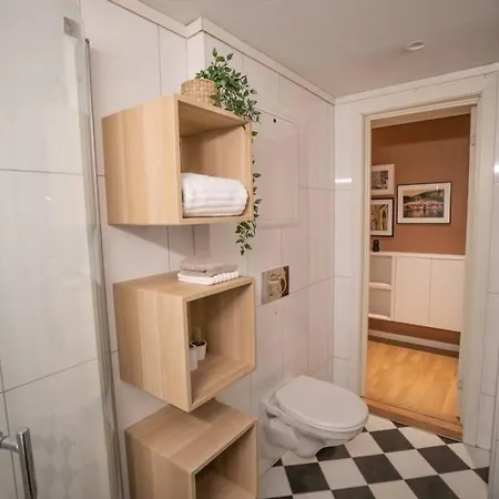 Noramix Rentals: Stunning Scandinavian Style Apt. *